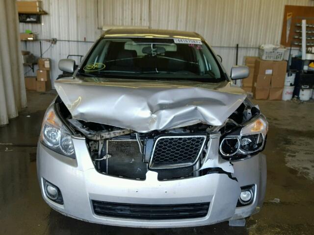 5Y2SP67029Z412894 - 2009 PONTIAC VIBE SILVER photo 9