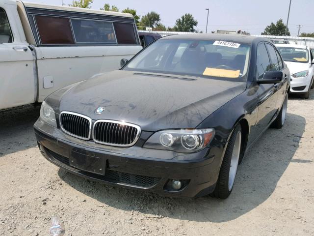 WBAHL83536DT06866 - 2006 BMW 750 I GRAY photo 2
