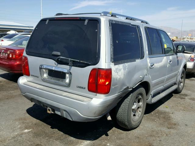 5LMPU28L6WLJ44780 - 1998 LINCOLN NAVIGATOR Gümüş foto 4