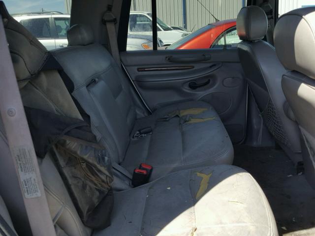 5LMPU28L6WLJ44780 - 1998 LINCOLN NAVIGATOR Gümüş foto 6