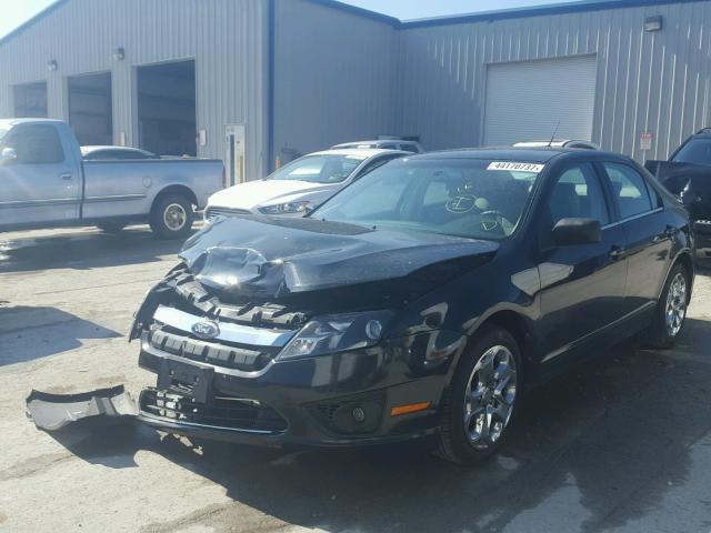 3FAHP0HG4AR411831 - 2010 FORD FUSION SE BLACK photo 2