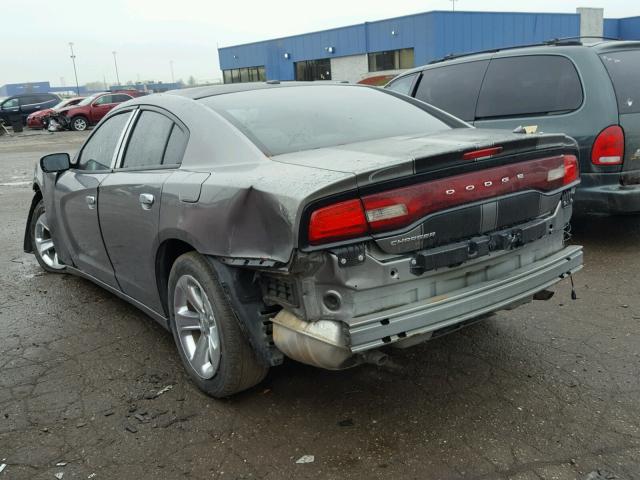 2B3CL3CG1BH550967 - 2011 DODGE CHARGER GRAY photo 3