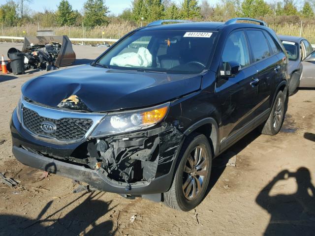 5XYKUDA22BG116155 - 2011 KIA SORENTO EX BLACK photo 2