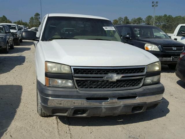 1GCEC19Z47Z147156 - 2007 CHEVROLET SILVERADO WHITE photo 9