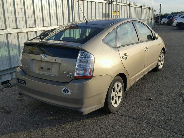 JTDKB20U677669571 - 2007 TOYOTA PRIUS SILVER photo 4