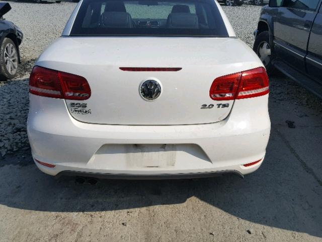 WVWBW7AH5CV001043 - 2012 VOLKSWAGEN EOS KOMFOR თეთრი ფოტო 9