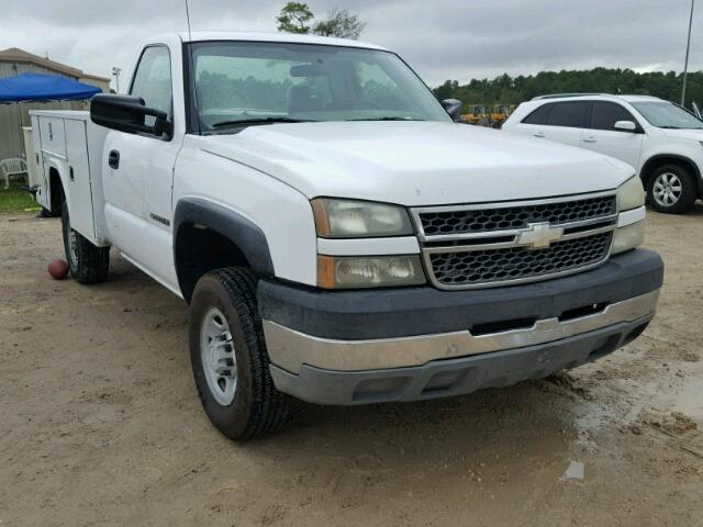 1GCHC24U75E263258 - 2005 CHEVROLET SILVERADO WHITE photo 1