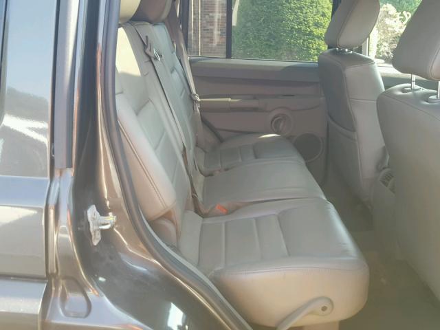 1J8HG48N56C140082 - 2006 JEEP COMMANDER Gümüş foto 6