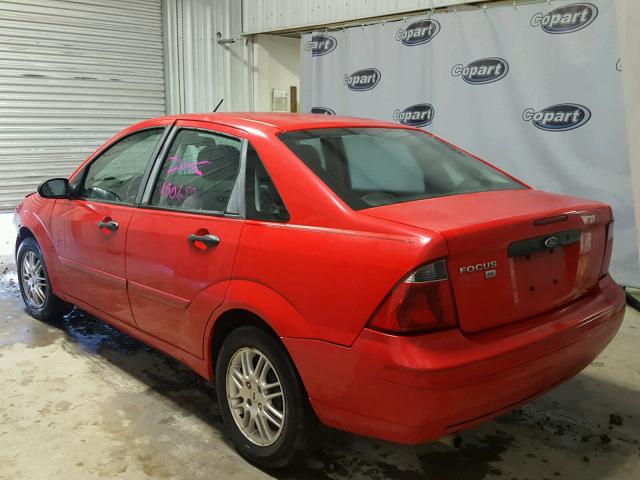 1FAFP34N57W250862 - 2007 FORD FOCUS RED photo 3