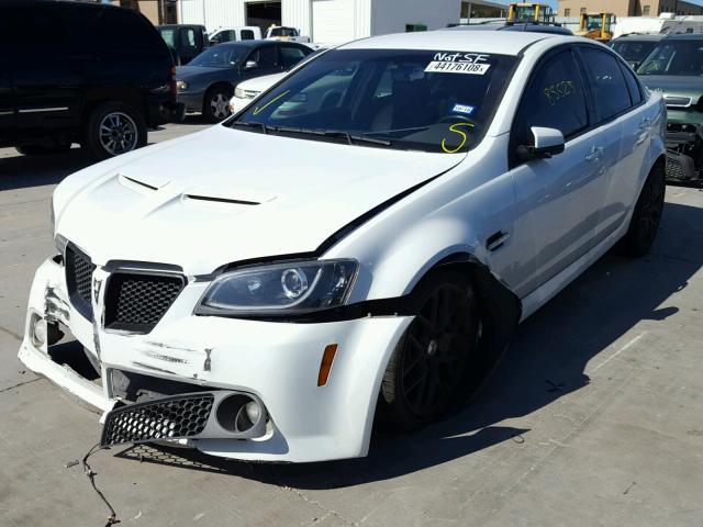 6G2EC57Y38L136095 - 2008 PONTIAC G8 GT WHITE photo 2