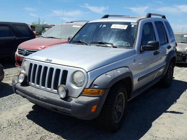 1J4GL38K06W288387 - 2006 JEEP LIBERTY RE BLUE photo 2