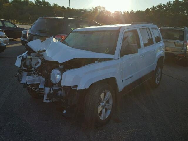 1C4NJRFB5GD637307 - 2016 JEEP PATRIOT WHITE photo 2