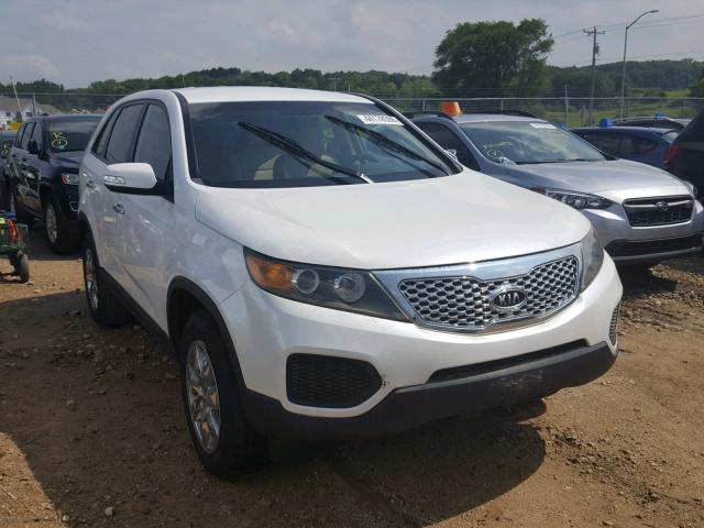 5XYKT3A19BG097236 - 2011 KIA SORENTO BA WHITE photo 1