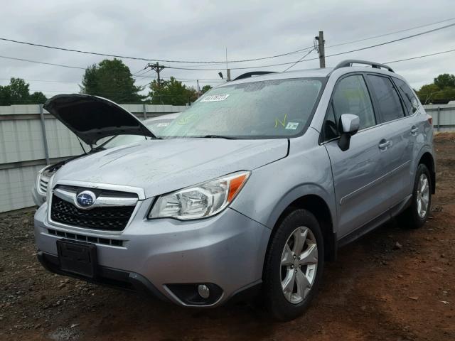 JF2SJARC9FH586637 - 2015 SUBARU FORESTER 2 GRAY photo 2