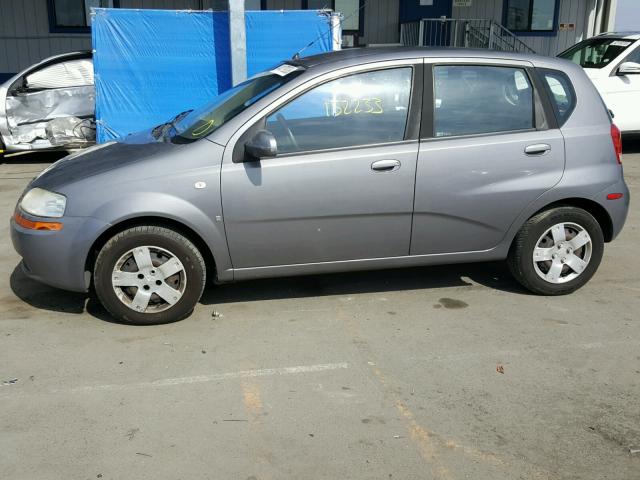 KL1TD66667B761072 - 2007 CHEVROLET AVEO BASE Gris photo 9