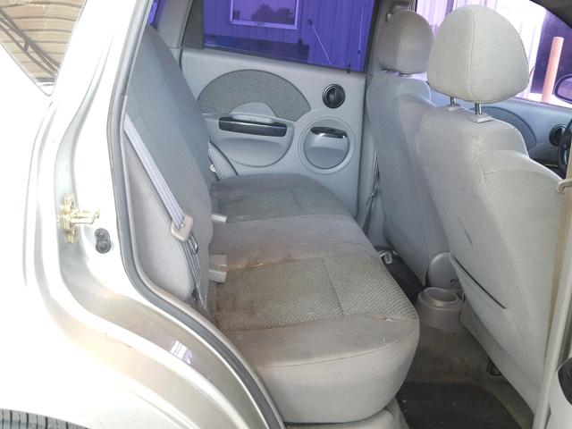 KL1TJ62654B176168 - 2004 CHEVROLET AVEO LS SILVER photo 6