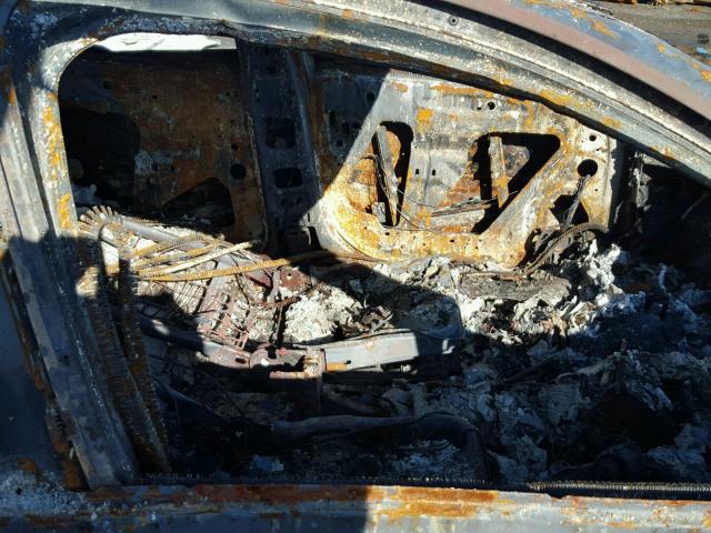 2G4WC532X51328898 - 2005 BUICK LACROSSE C BURN photo 5