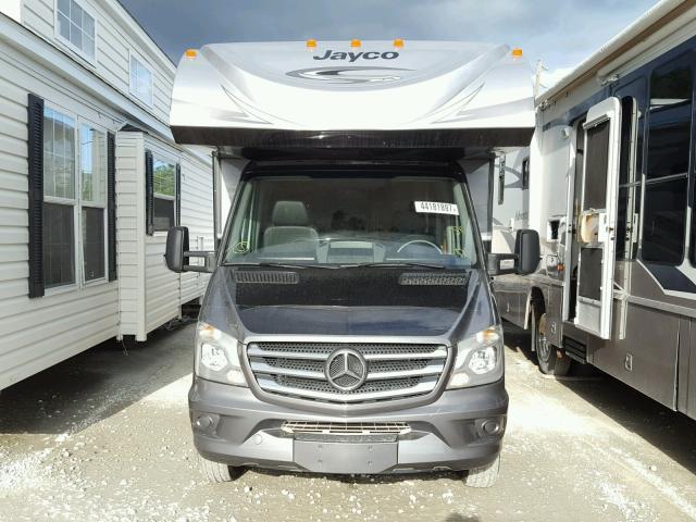 WDAPF4CCXG9644382 - 2016 MERCEDES-BENZ SPRINTER 3 GRAY photo 9