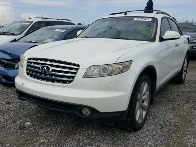 JNRBS08W93X400842 - 2003 INFINITI FX45 WHITE photo 2