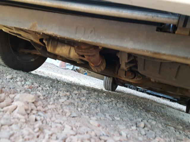 KL1TD6DE2BB125798 - 2011 CHEVROLET AVEO LS WHITE photo 9