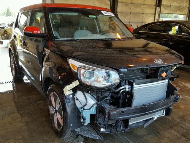 KNDJX3AE1J7026451 - 2018 KIA SOUL EV BLACK photo 1