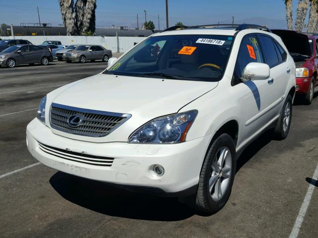 JTJGW31U582008821 - 2008 LEXUS RX 400H WHITE photo 2