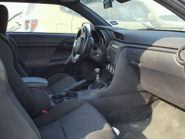 JTKJF5C73C3037693 - 2012 TOYOTA SCION TC 灰色 照片 5