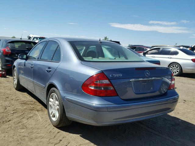 WDBUF26J95A776154 - 2005 MERCEDES-BENZ E 320 CDI BLUE photo 3