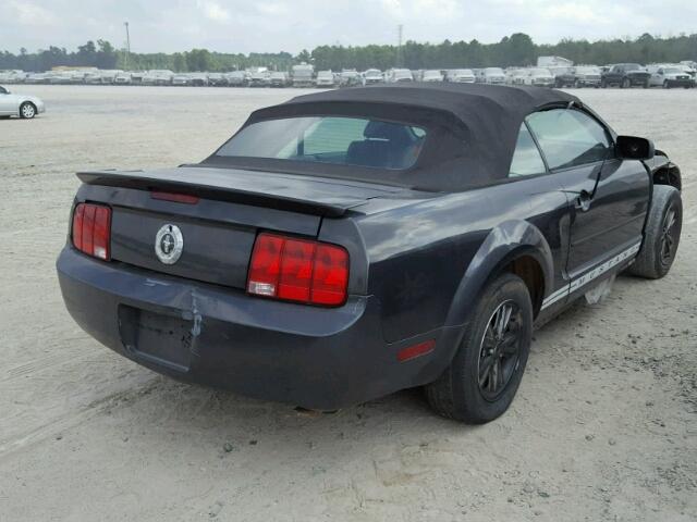 1ZVHT84N185143341 - 2008 FORD MUSTANG BLACK photo 4