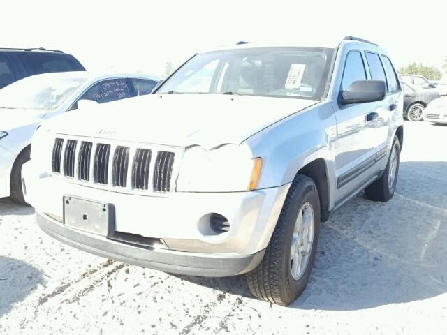 1J4GR48K26C333965 - 2006 JEEP GRAND CHER SILVER photo 2