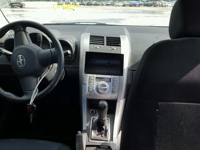 JTKDE177150005770 - 2005 TOYOTA SCION TC 白色 照片 9