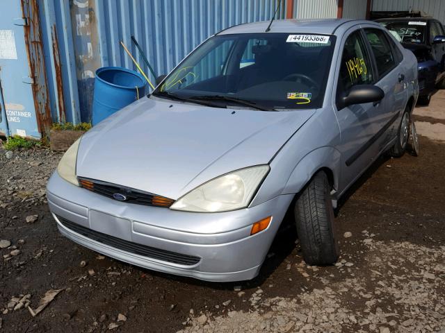 1FAFP33P42W351225 - 2002 FORD FOCUS LX SILVER photo 2