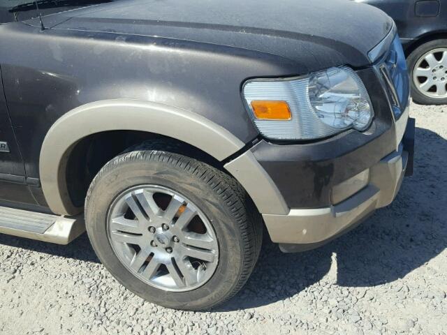 1FMEU64E86UA57644 - 2006 FORD EXPLORER E CHARCOAL photo 9