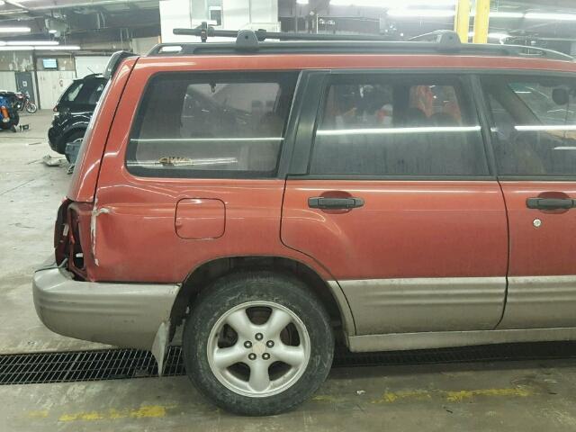 JF1SF65532H717095 - 2002 SUBARU FORESTER S 勃艮第红 照片 10
