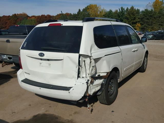 KNDMG4C39A6360926 - 2010 KIA SEDONA LX WHITE photo 4