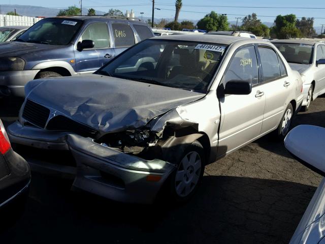 JA3AJ26E43U068815 - 2003 MITSUBISHI LANCER ES BEIGE photo 2