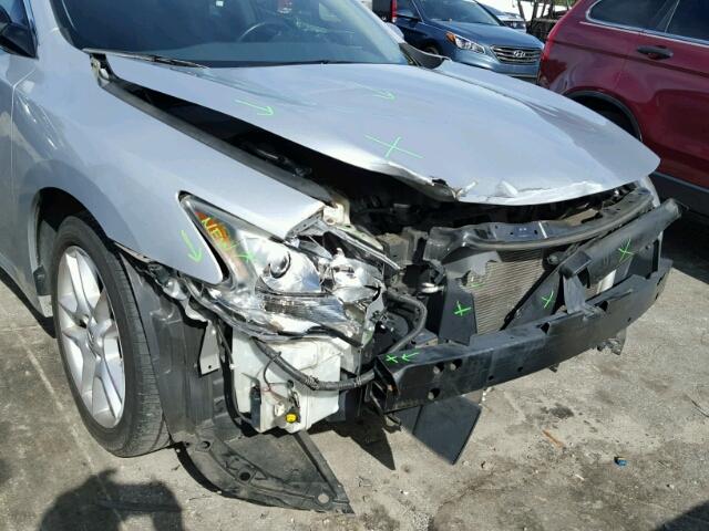 1N4AA5AP4AC809484 - 2010 NISSAN MAXIMA S SILVER photo 9