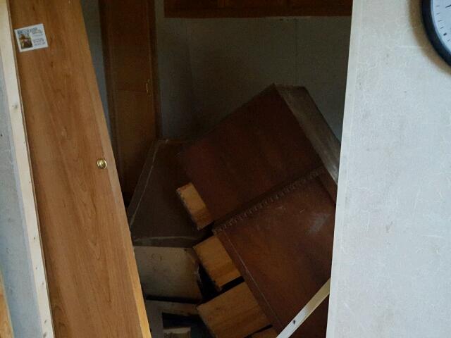 1TC2B066221500743 - 2002 CCHM CAMPER WHITE photo 6