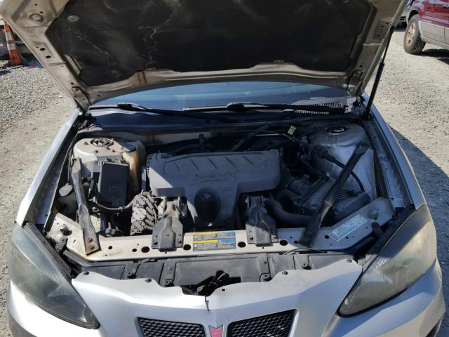 2G2WP552261180547 - 2006 PONTIAC GRAND PRIX SILVER photo 7