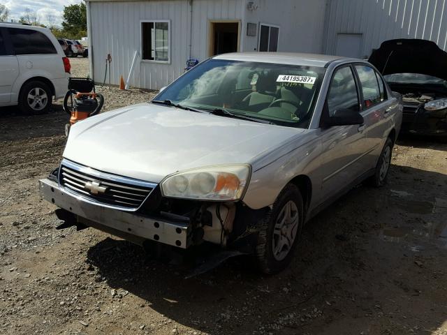 1G1ZS58F47F179652 - 2007 CHEVROLET MALIBU LS SILVER photo 2