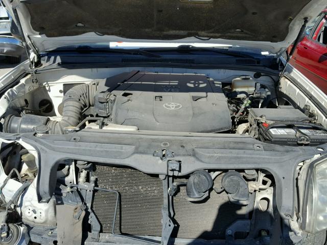 JTEZU14RX50055777 - 2005 TOYOTA 4RUNNER WHITE photo 7