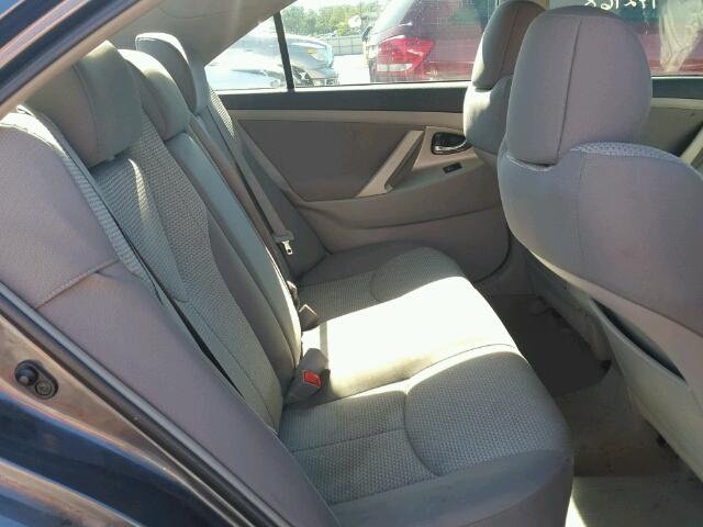 4T1BF3EK9BU738437 - 2011 TOYOTA CAMRY BASE GRAY photo 6