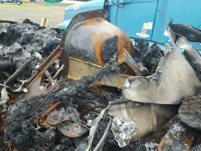 1FUJGLDR8ALAR5834 - 2010 FREIGHTLINER CASCADIA 1 BLUE photo 8