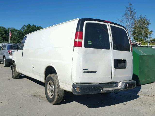 1GCZGGBG7A1121125 - 2010 CHEVROLET EXPRESS G2 WHITE photo 3