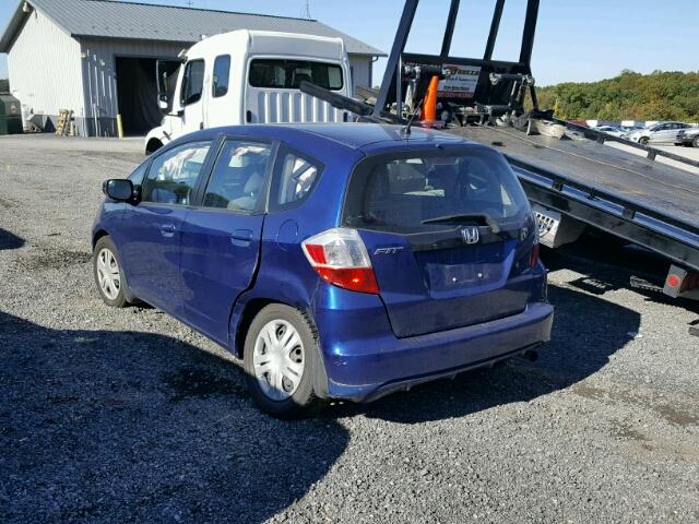 JHMGE8H20AS013324 - 2010 HONDA FIT BLUE photo 3