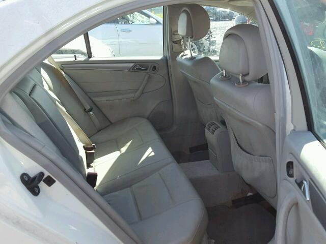 WDBRF52H96A892076 - 2006 MERCEDES-BENZ C GENERATI WHITE photo 6
