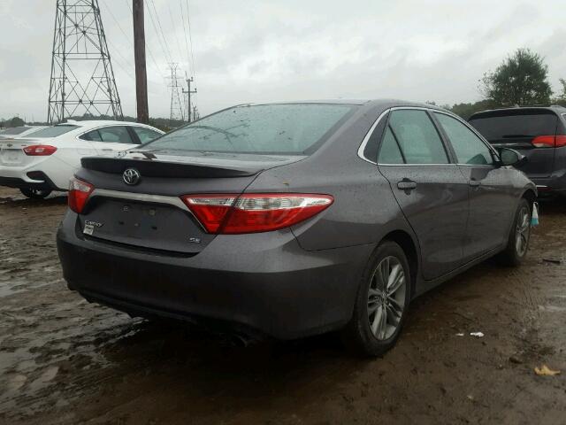 4T1BF1FK6GU156113 - 2016 TOYOTA CAMRY LE GRAY photo 4