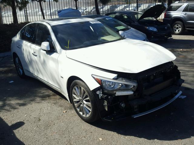 JN1EV7AP2JM590582 - 2018 INFINITI Q50 LUXE WHITE photo 1