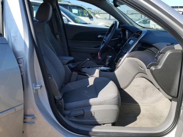 1G11B5SA5GF106395 - 2016 CHEVROLET MALIBU LIM 银色 照片 5