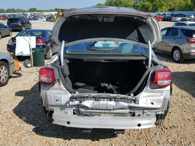 1G11B5SA5GF106395 - 2016 CHEVROLET MALIBU LIM 银色 照片 9